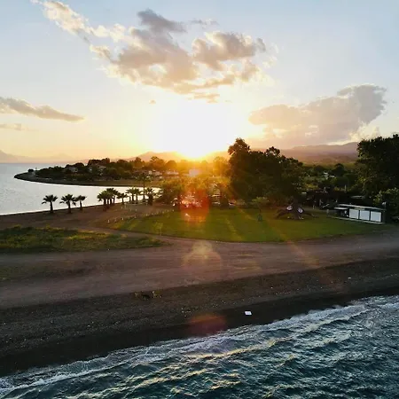 Raches Prime * Paralia Rachon